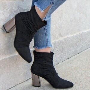 Christian Siriano Women's Faux Suede Black Boots, Pointed Toe, Size 10